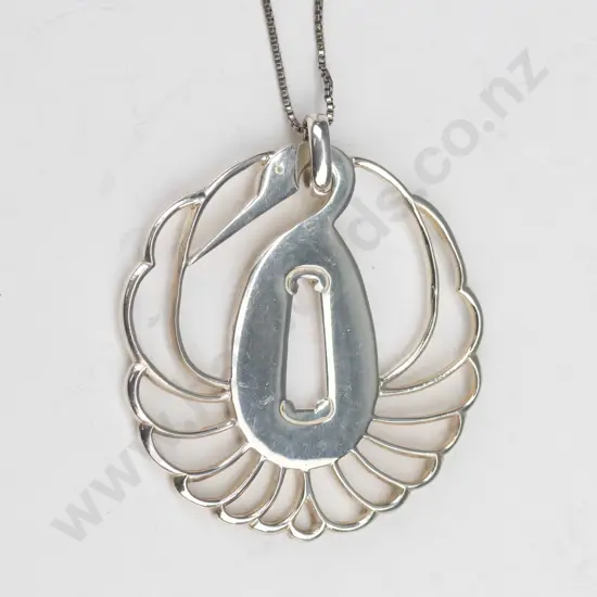 sterling silver heron necklace 22gm