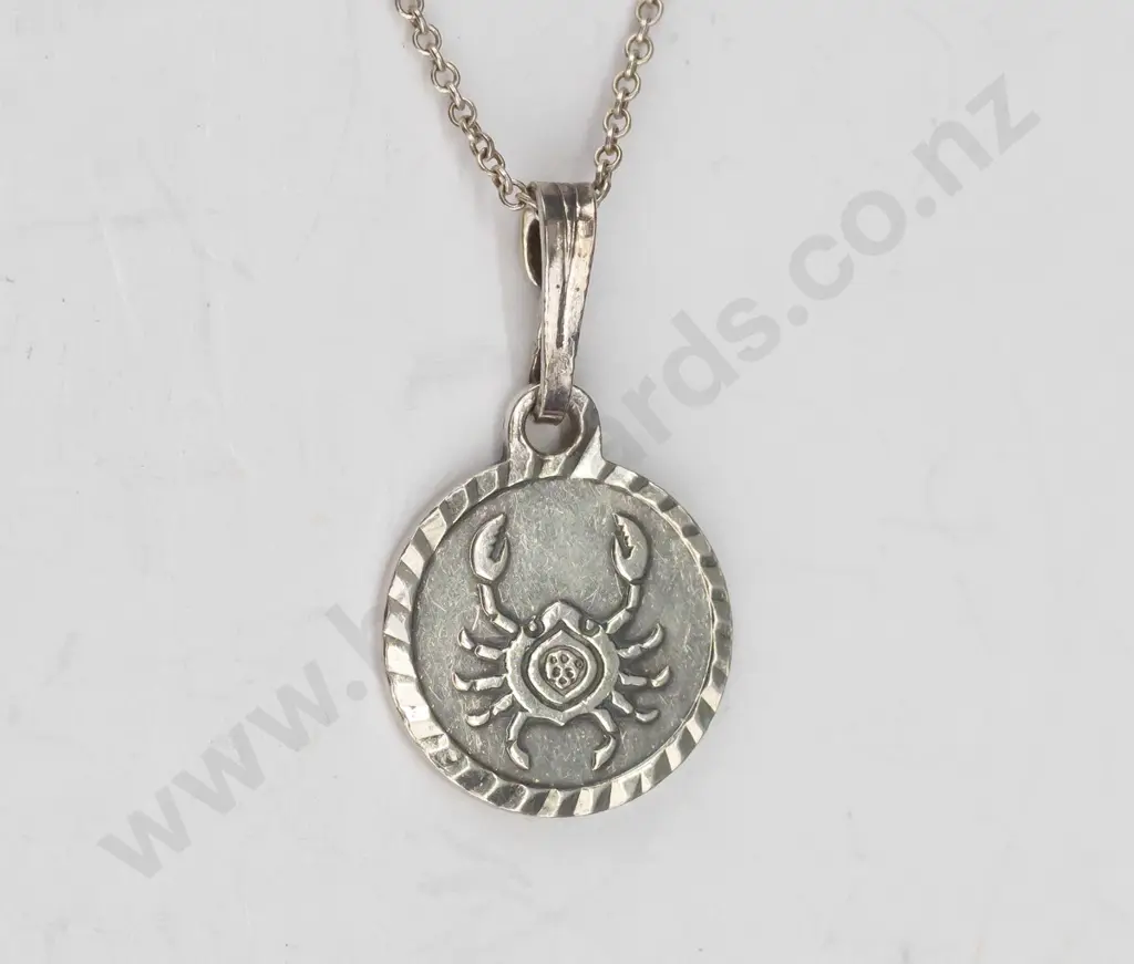 silver necklace stamped 925 Image 1++