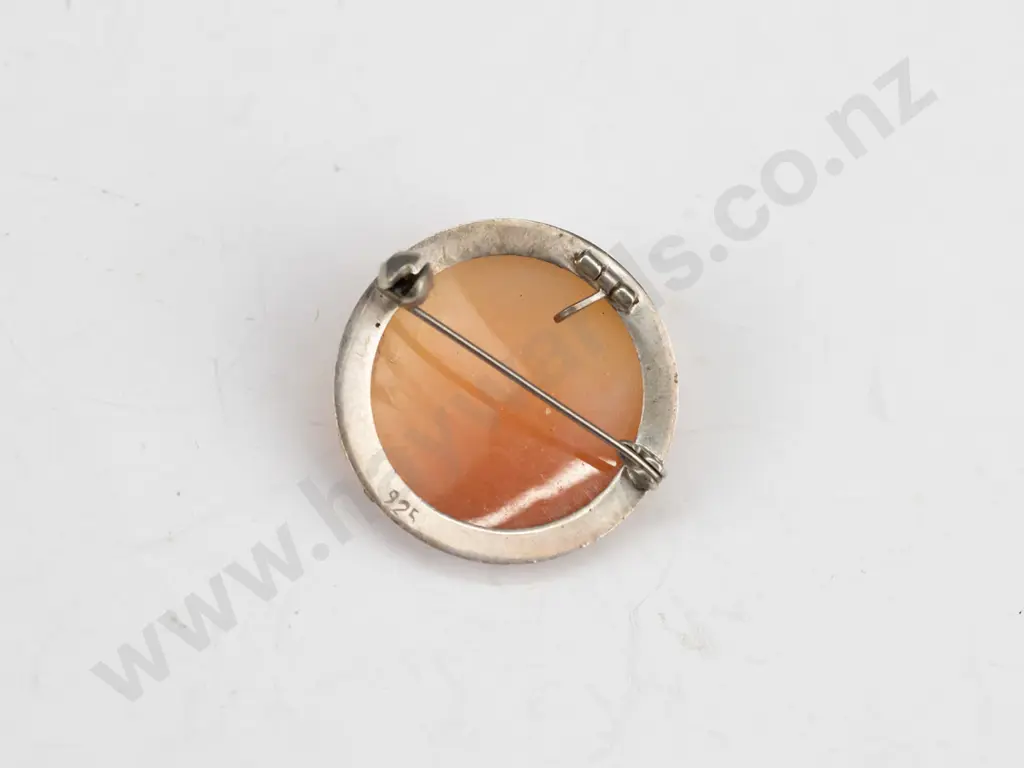 sterling silver cameo rose brooch (6.07gm) Image 1++