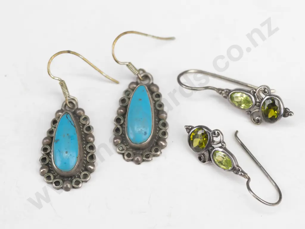 pair of peridot earrings & pair of turquoise earrings both stamped Image 1++