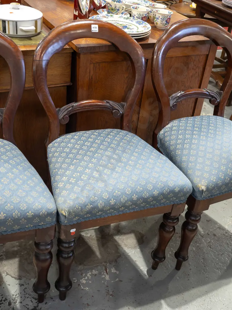 3x mahogany Victorian turned leg balloon back chairs with blue and yellow upholstery Image 1++