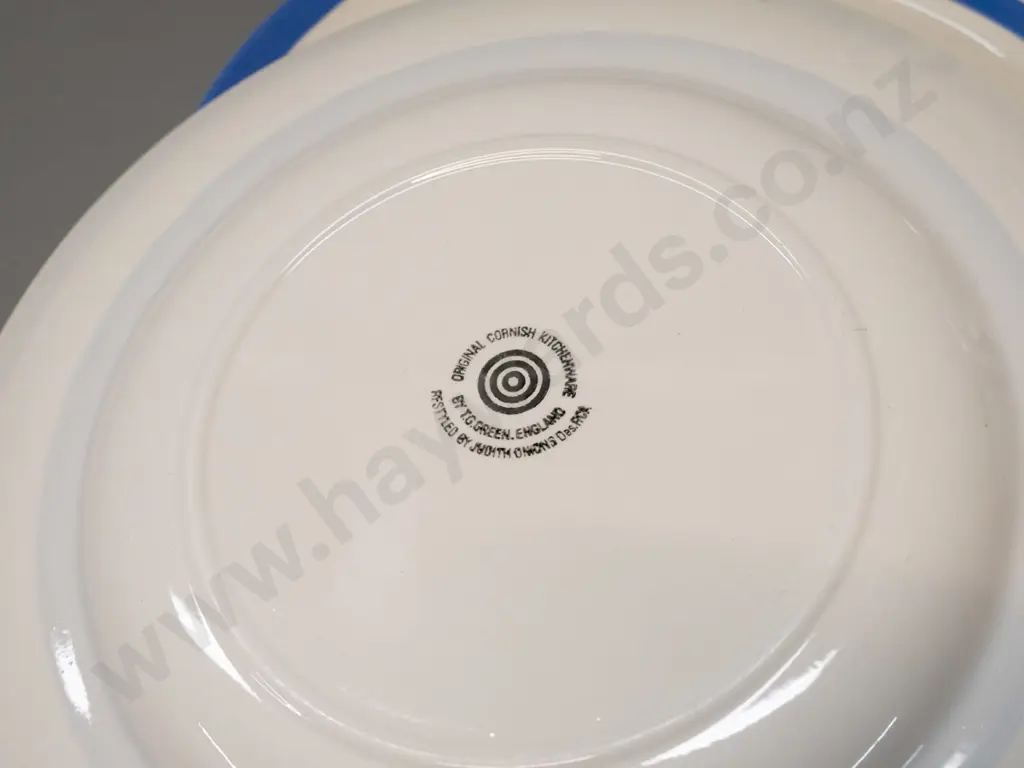 T&G Greene blue and white Cornish ware table ware, varying stamps - 4 dinner plates, 1 side, salt & pepper, 2 egg cups, Image 1++