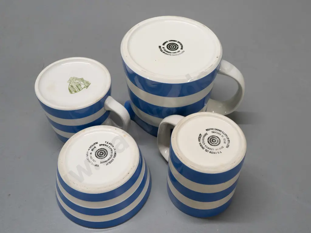 4 pieces T&G Greene blue and white Cornish ware, varying marks - large and small jug, sugar bowl, coffee mug Image 1++