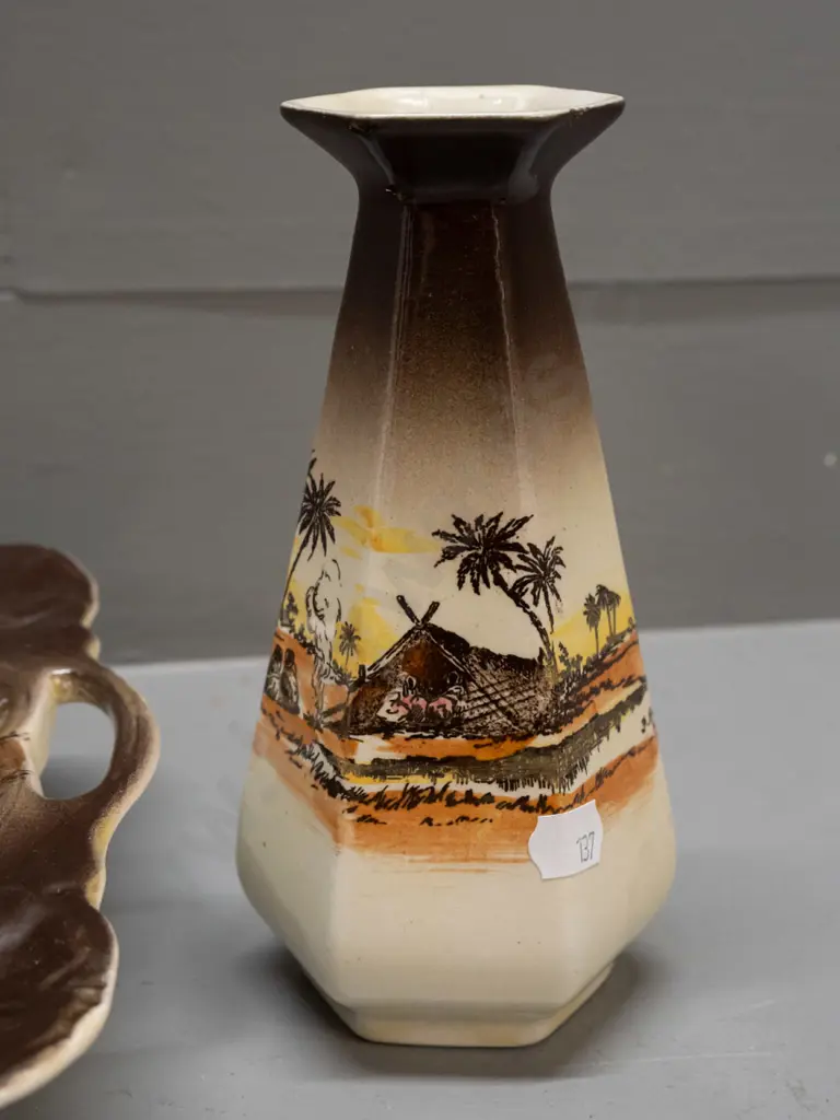 2 pieces Wilkinson Homeland Series African scenes - dish and faceted side vase in brown tones. Dish H-200 W-280 Image 1++