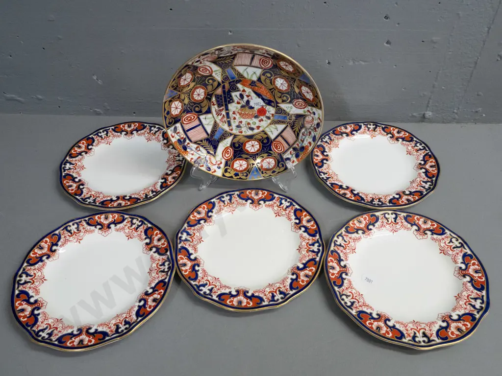 6 vintage imari style plates - 5 Royal Crown Derby and one with unknown continental mark D-215 Image 1++