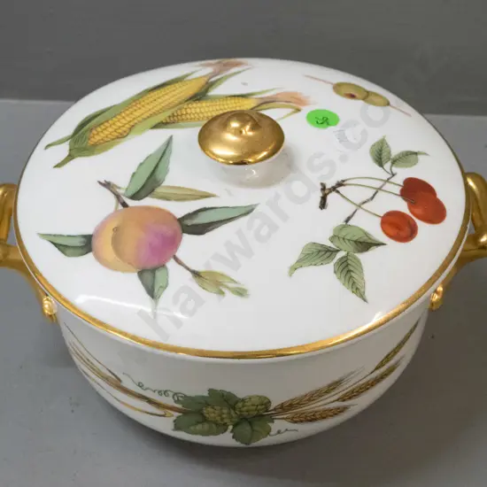 Royal Worcester Evesham lidded casserole H-110 L-210
