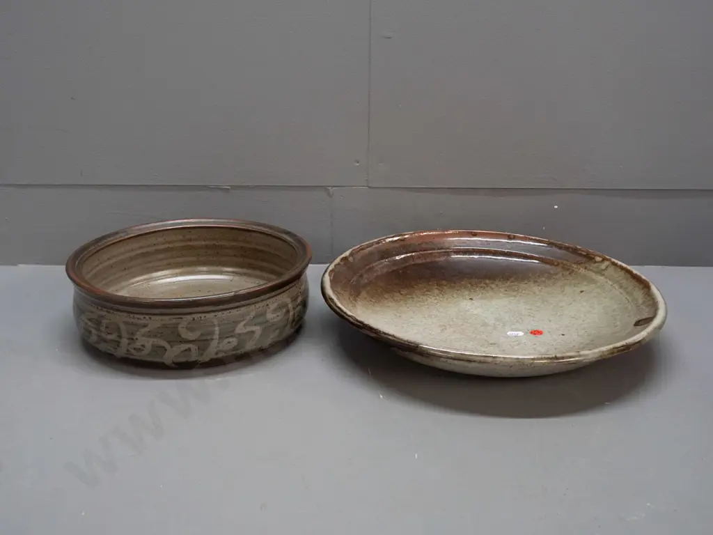 2 pieces New Zealand studio pottery - large shallow bowl / charger and a bowl with band of wax resist decoration - both Image 1++