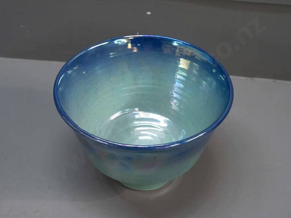 Danny Moorwood studio pottery lustre footed bowl H-110 D-160 Image 1++