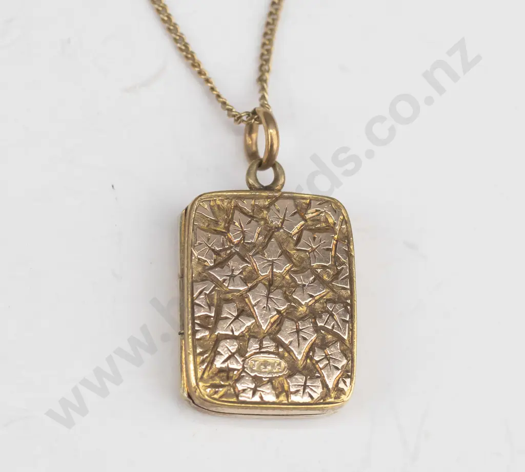 gold plated locket & chain Image 1++
