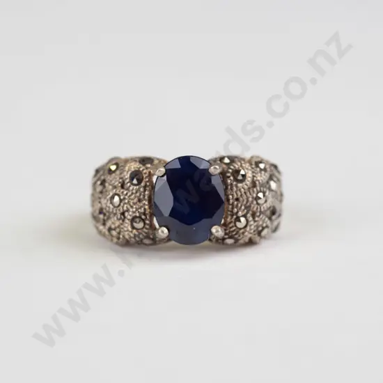 silver & marcasite ring stamped 925 - 6g size N