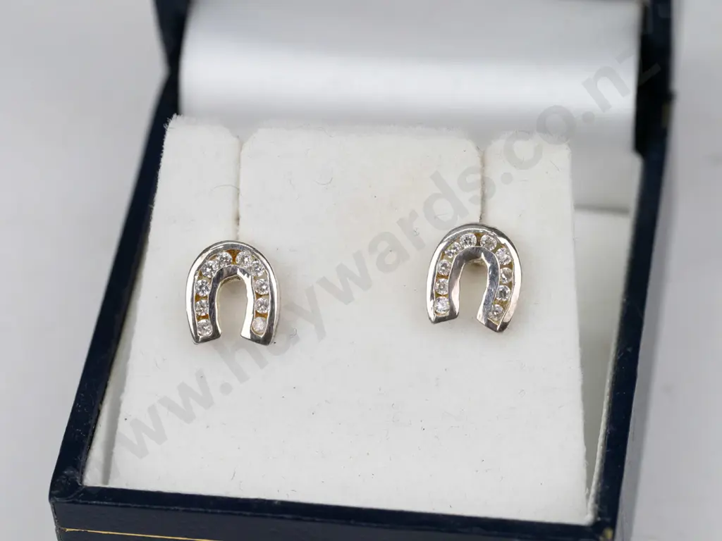 silver cz horseshoe earrings stamped 9+25 Image 1++