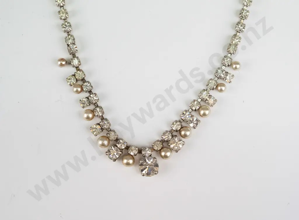 crystal necklace Image 1++