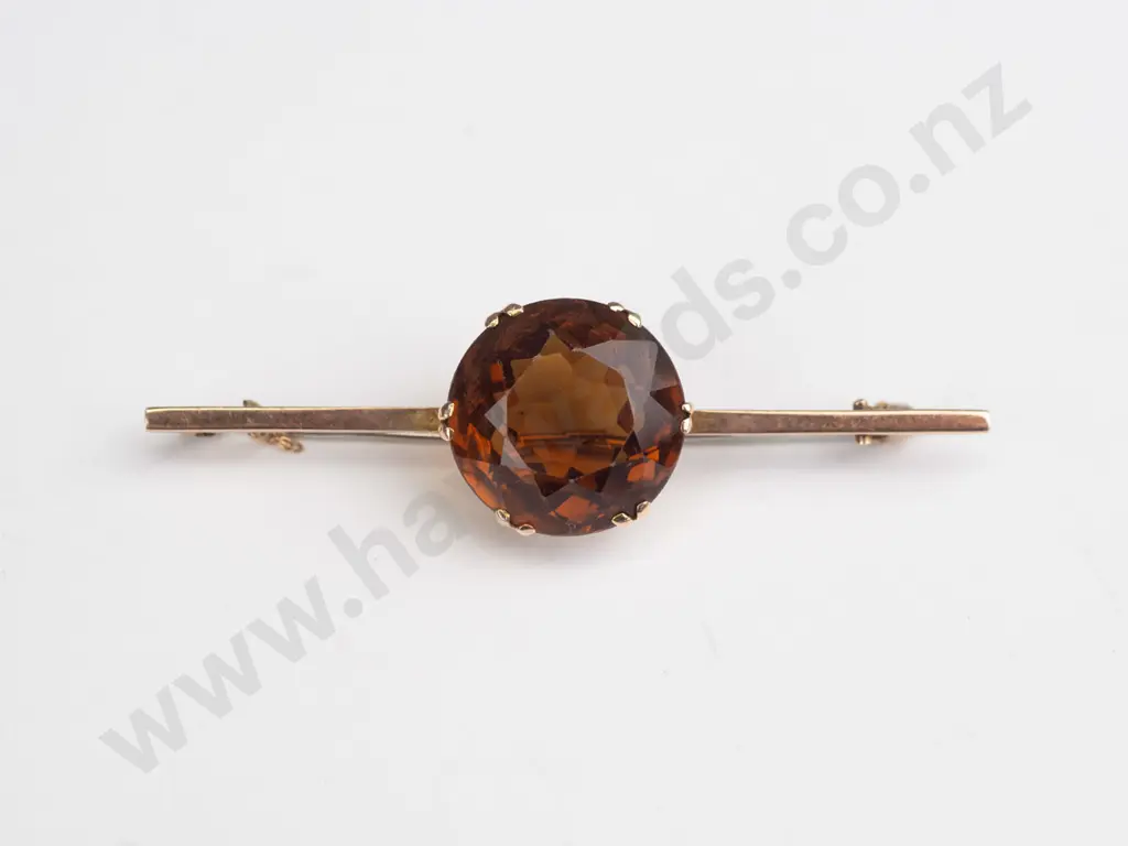 gold bar brooch (no stamp) with citrine Image 1++