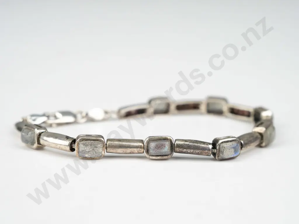 silver moonstone bracelet stamped 925 Image 1++