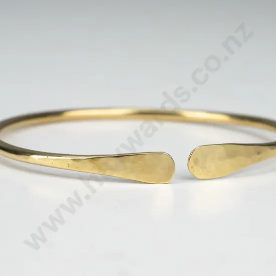 9ct yellow gold 3mm wire bracelet 13.8gms