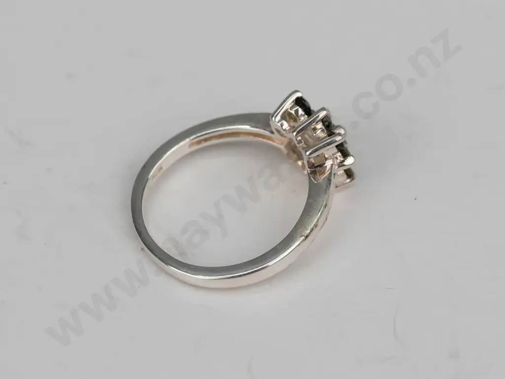 sterling silver tourmaline ring 3gm size M Image 1++