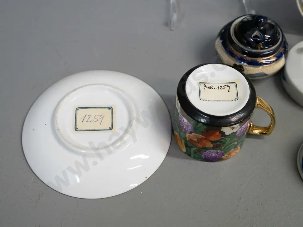 6 vintage miniature china items - Royal Copenhagen gilt fish design, 4 satsuma style and a floral coffee can & saucer Image 1++