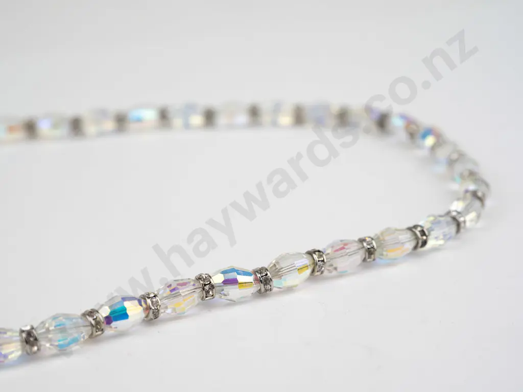 silver aurora borealis crystal necklace 31 gms Image 1++