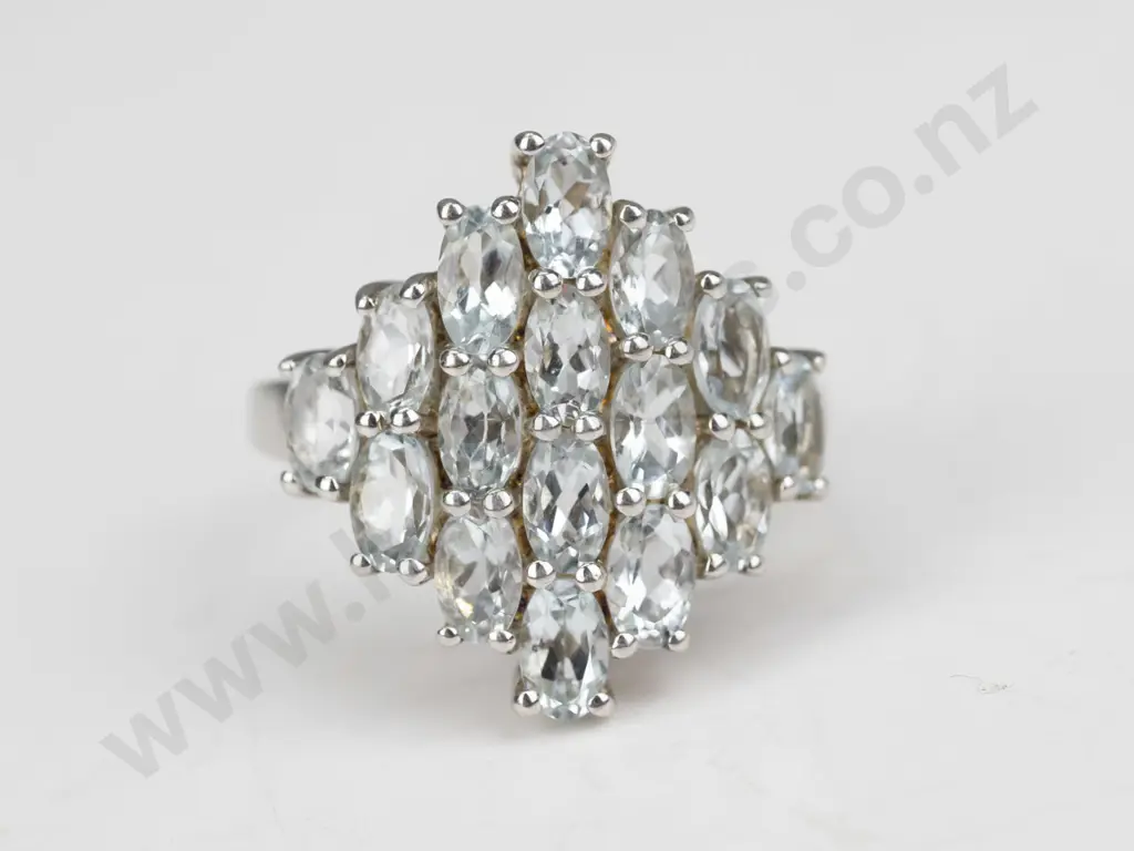 sterling silver aquamarine ring 4gm size P Image 1++