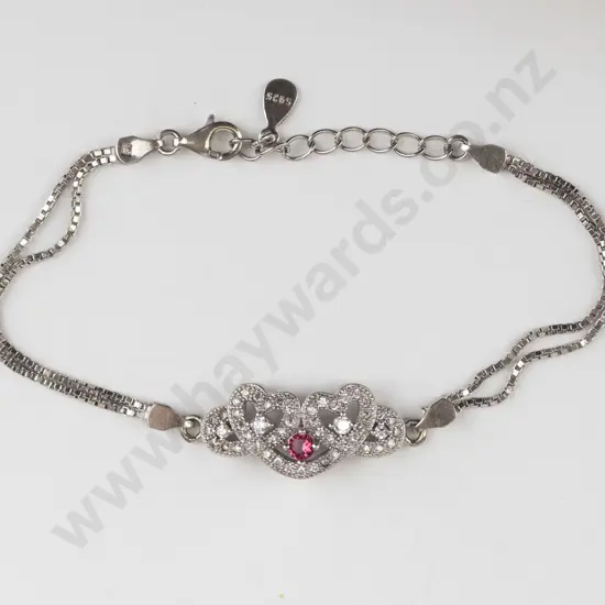 silver bracelet with red stone stamped 925 - 5gms