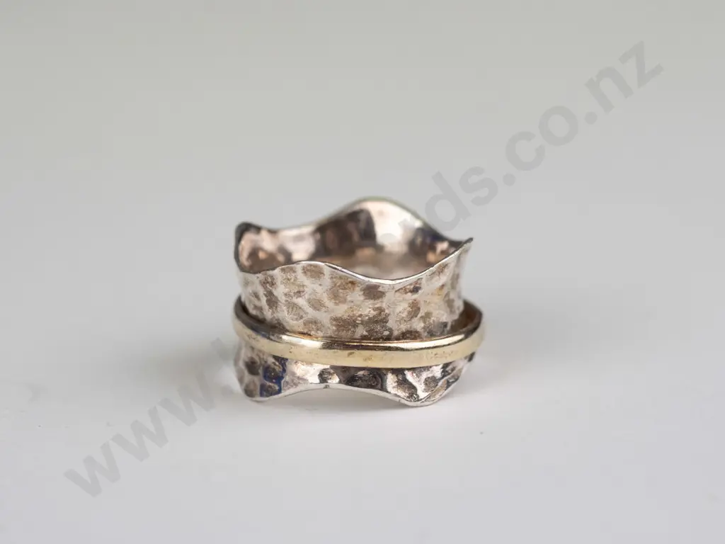 silver spin ring stamped 925 - 6g  size P Image 1++