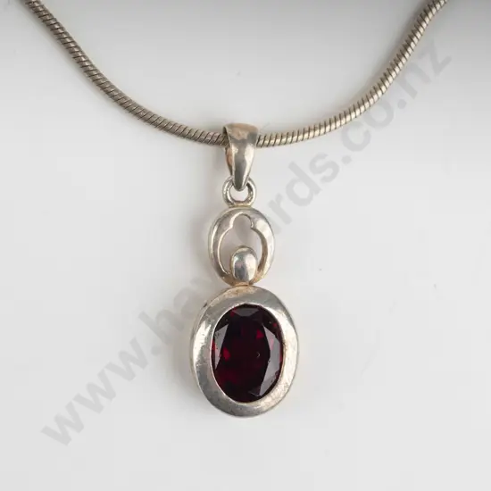 silver garnet pendant stamped 925