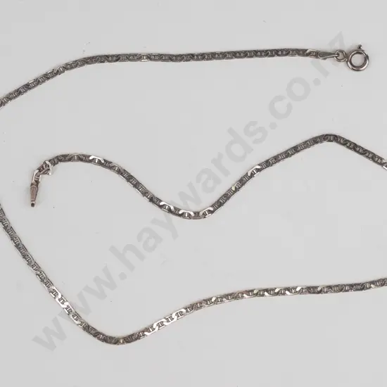 silver marmer chain 3gms stamped 925 Italy (3.8m)
