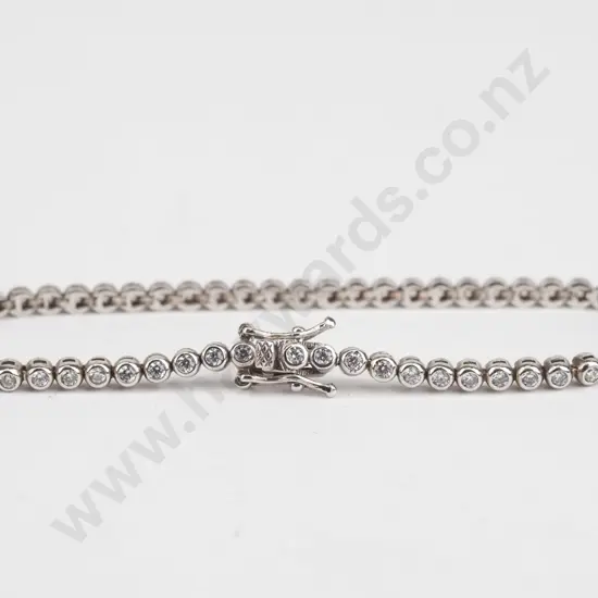 silver zircon bracelet 7gms stamped 925