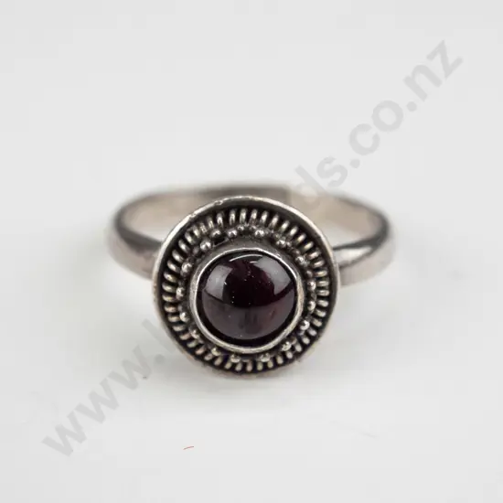 silver garnet ring stamped 925