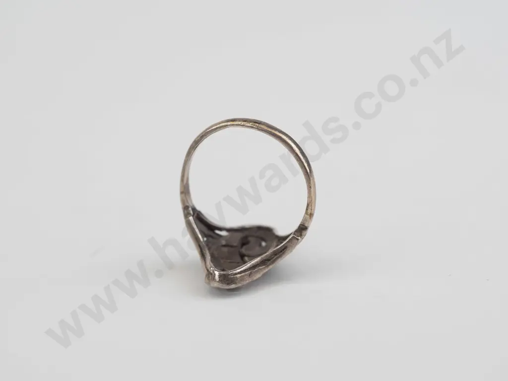 marcasite ring stamped silver size S Image 1++