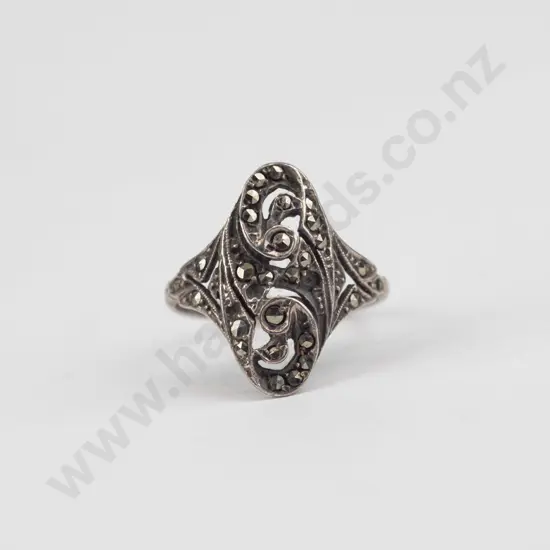 marcasite ring stamped silver size S