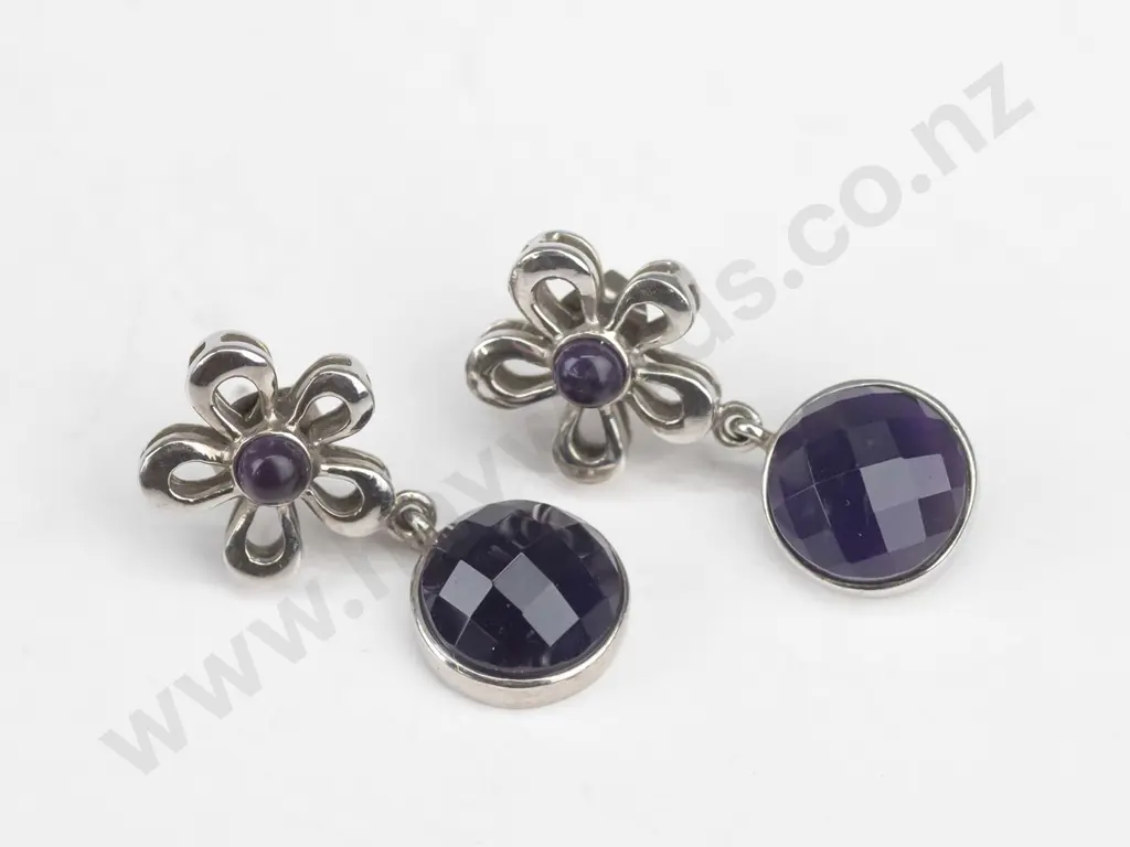 sterling silver amethyst earrings 8gm Image 1++
