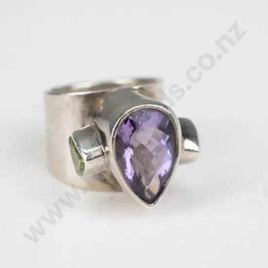 sterling silver amethyst & peridot ring 13gm size J
