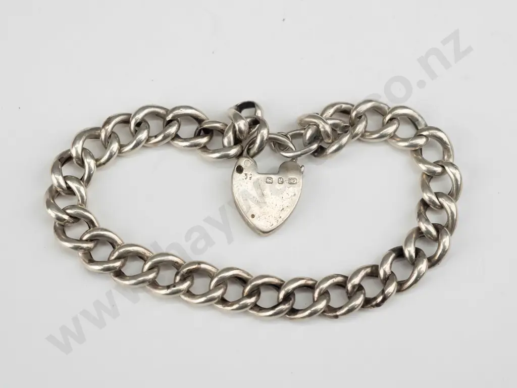 silver bracelet with heart clasp stamped Image 1++