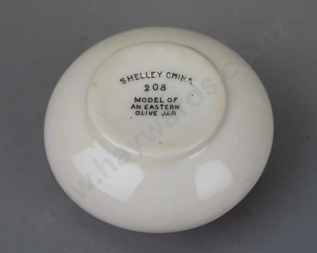 New Zealand souvenir items - Dunedin, Auckland, Christchurch, Wellington Image 1++