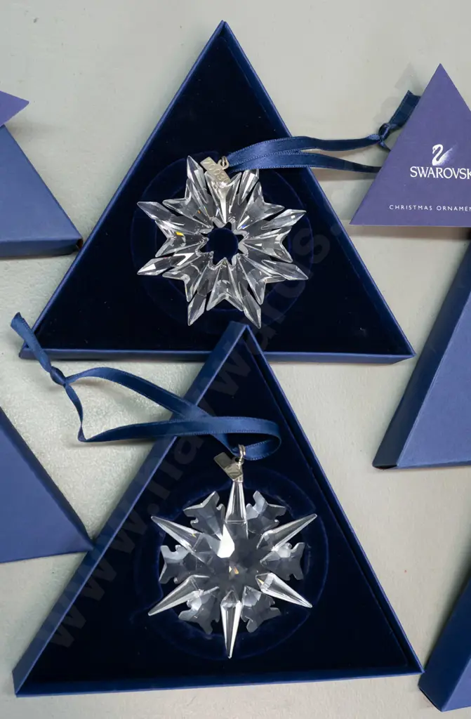 2 boxed Swarovski crystal Christmas snowflake ornaments in original boxes - 2002 and 2003 Image 1++