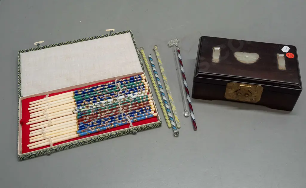 small lidded rosewood box with mother of pearl decorations, some twisted glass swizzle sticks, one with sheep, and cased Image 1++