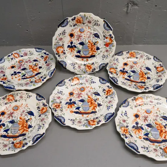6 vintage imari pattern plates - impressed mark Ironstone China in base - 1 with chip under rim, 2 with small chips