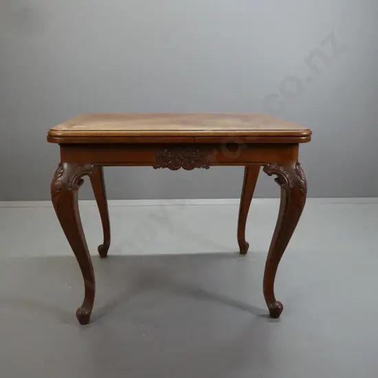 early 20th century vintage French oak draw-leaf dining table on large carved cabriolet legs w/ herringbone panelled top