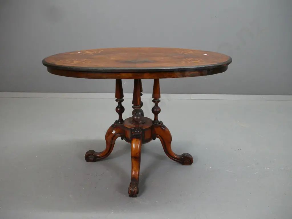 Victorian small oval table on 4-point cathedral base, walnut veneer and boxwood inlay top - some inlay loss, burn mark Image 1++