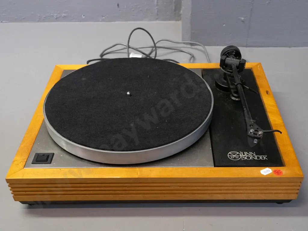 Linn Sondek LP-12 turntable with Linn Adikt cartridge - motor going, audio untested Image 1++