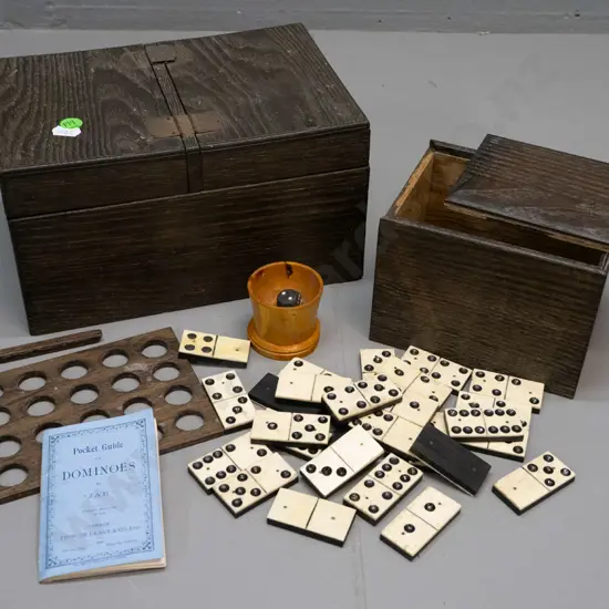 vintage oak box with lift-out inner box, containing vintage bone and ebony domino set and assorted round colour markers,
