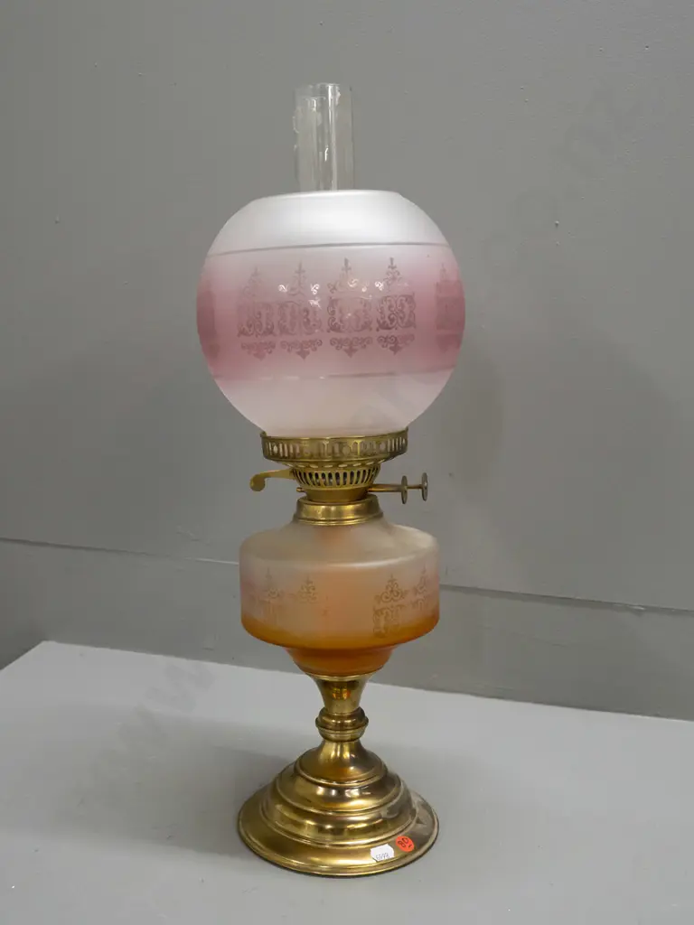 vintage kerosene lamp with etched glass tank and shade - knob marked Duplex - Made in England - wick adjusters stiff, Image 1++