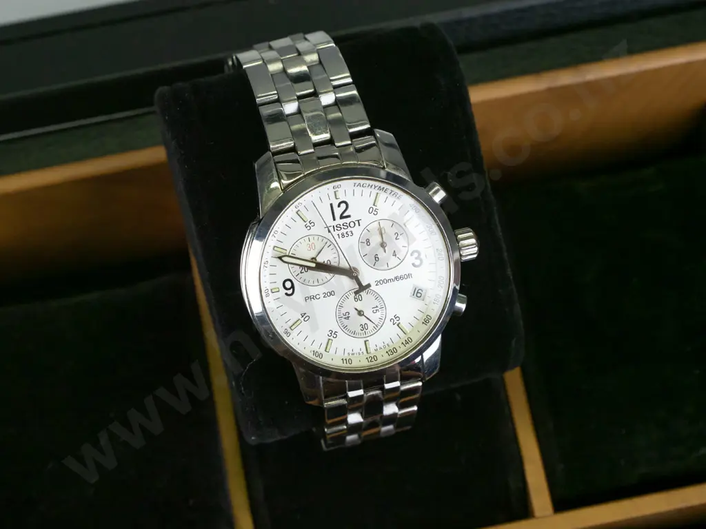 gents Swiss Tissot chronograph Tachymetre 200m case - going - in collector's display box Image 1++