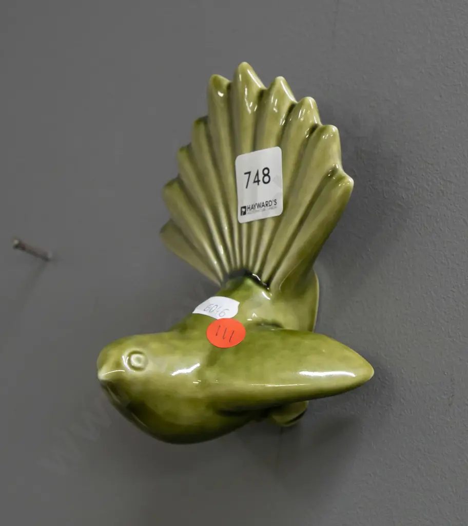Steiner Ceramics NZ fantail figurine w/ moss green glaze H-95 W-110 Image 1++