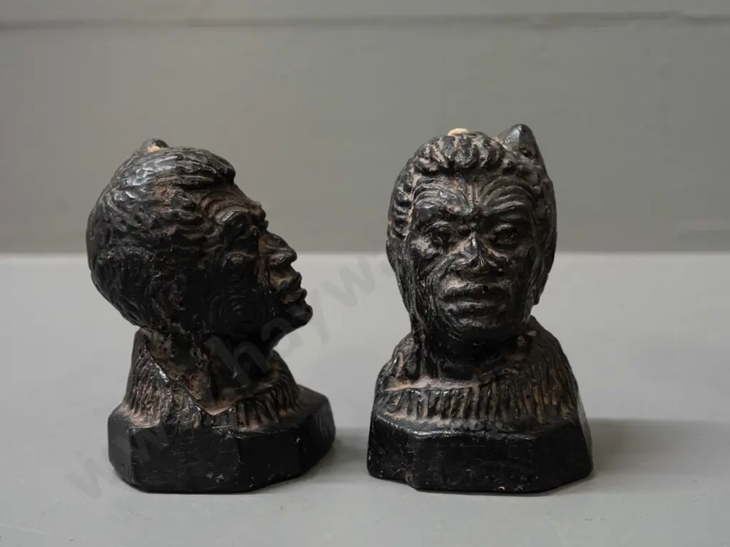 2 retro Maori chief wax candles and a brass kiwi figure H-80 L-110 - kiwi's beak is curved Image 1++
