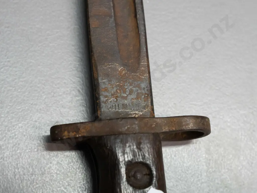 vintage bayonet with wooden hand grips, hard to read marks - see photos Corrosion and age wear L-550. Image 1++