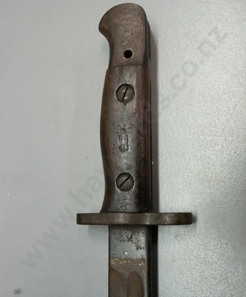 vintage bayonet with wooden hand grips, hard to read marks - see photos Corrosion and age wear L-550. Image 1++