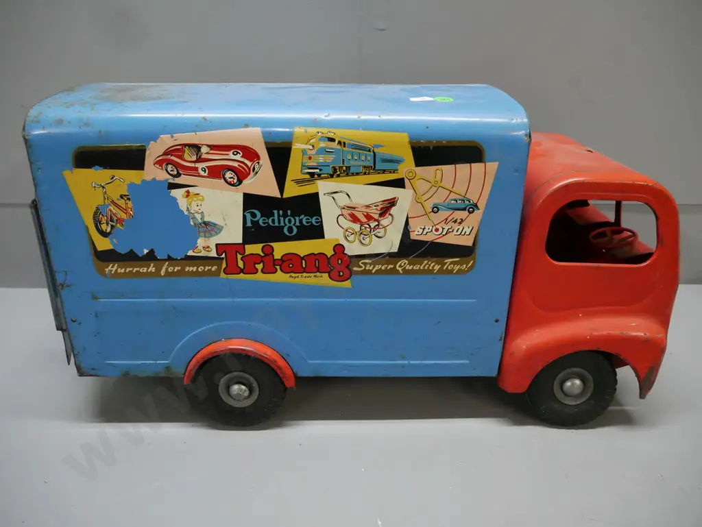 Tri-Ang delivery truck H-250 L-470 [missing one back door; some corrosion, pitting, rust, Image 1++