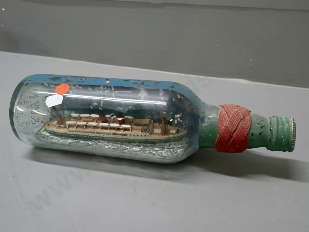vintage ship in bottle - ship model marked Rangatira - some paint loss to outside L-270 Image 1++